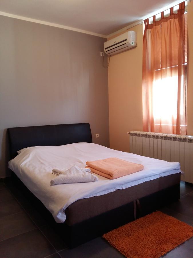 Bela Ruza Hotel Beograd Eksteriør billede